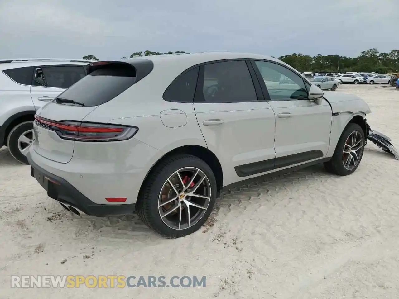 3 Photograph of a damaged car WP1AG2A54SLB40784 PORSCHE MACAN 2025