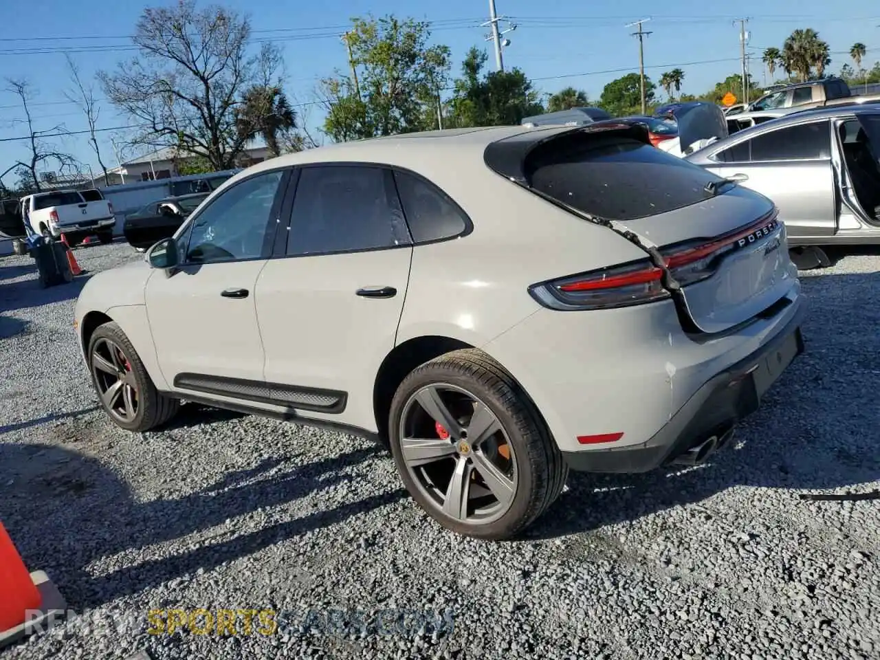 2 Фотография поврежденного автомобиля WP1AG2A5XSLB41700 PORSCHE MACAN 2025