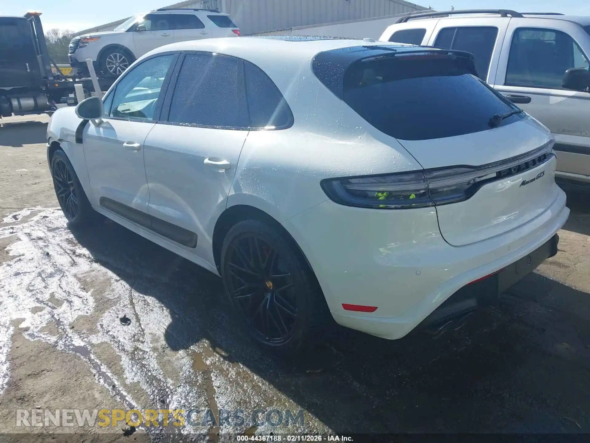 3 Photograph of a damaged car WP1AF2A59TLB60419 PORSCHE MACAN 2026