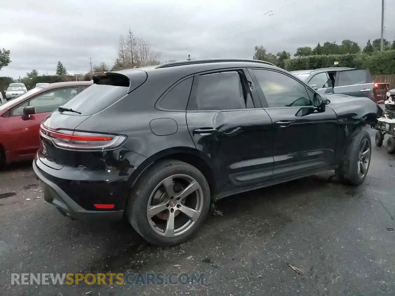 3 Photograph of a damaged car WP1AA2A53PLB19840 PORSCHE MACAN BASE 2023