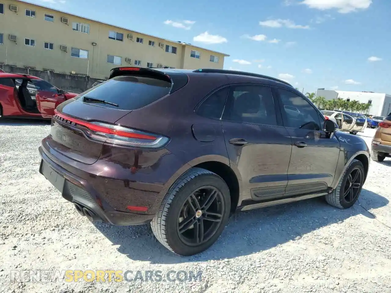 3 Photograph of a damaged car WP1AA2A57PLB07402 PORSCHE MACAN BASE 2023