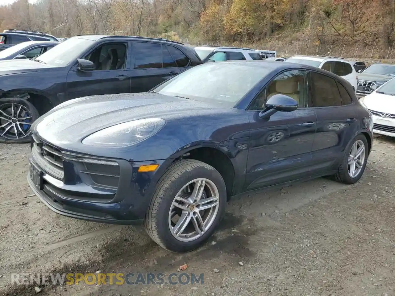 1 Photograph of a damaged car WP1AA2A59PLB15680 PORSCHE MACAN BASE 2023