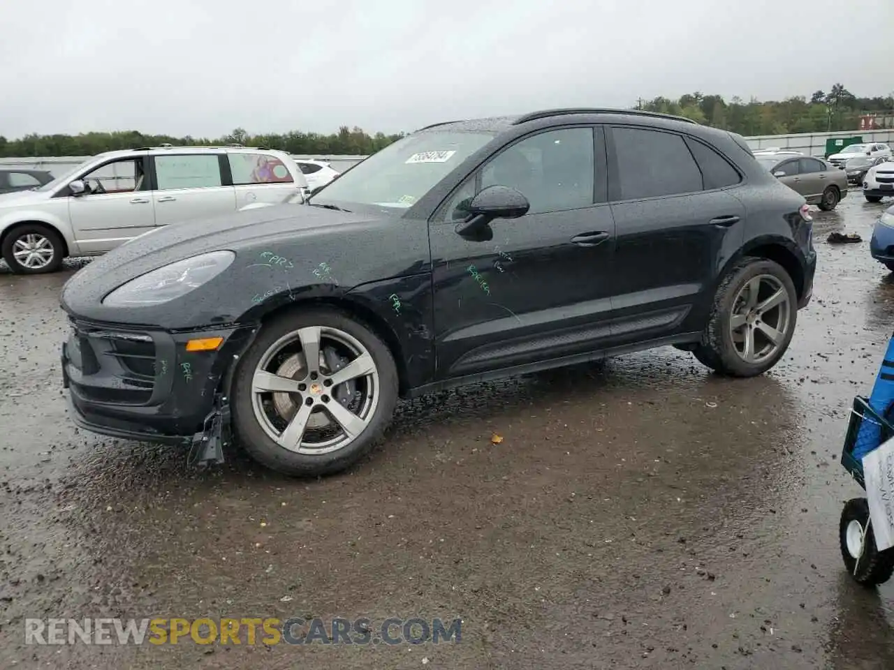 1 Photograph of a damaged car WP1AA2A55RLB12603 PORSCHE MACAN BASE 2024