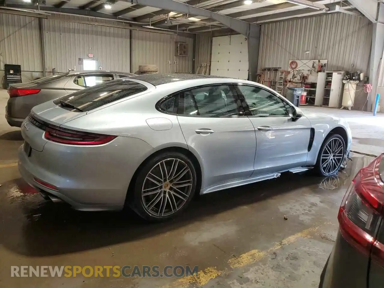 3 Photograph of a damaged car WP0AB2A74KL128149 PORSCHE PANAMERA 2019