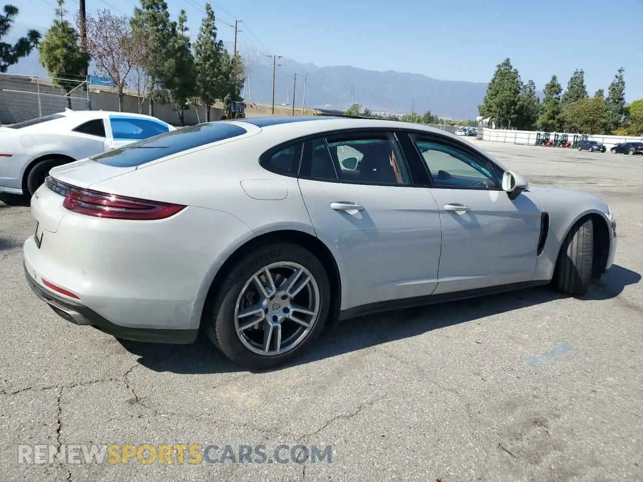 3 Photograph of a damaged car WP0AA2A76LL100597 PORSCHE PANAMERA 2020