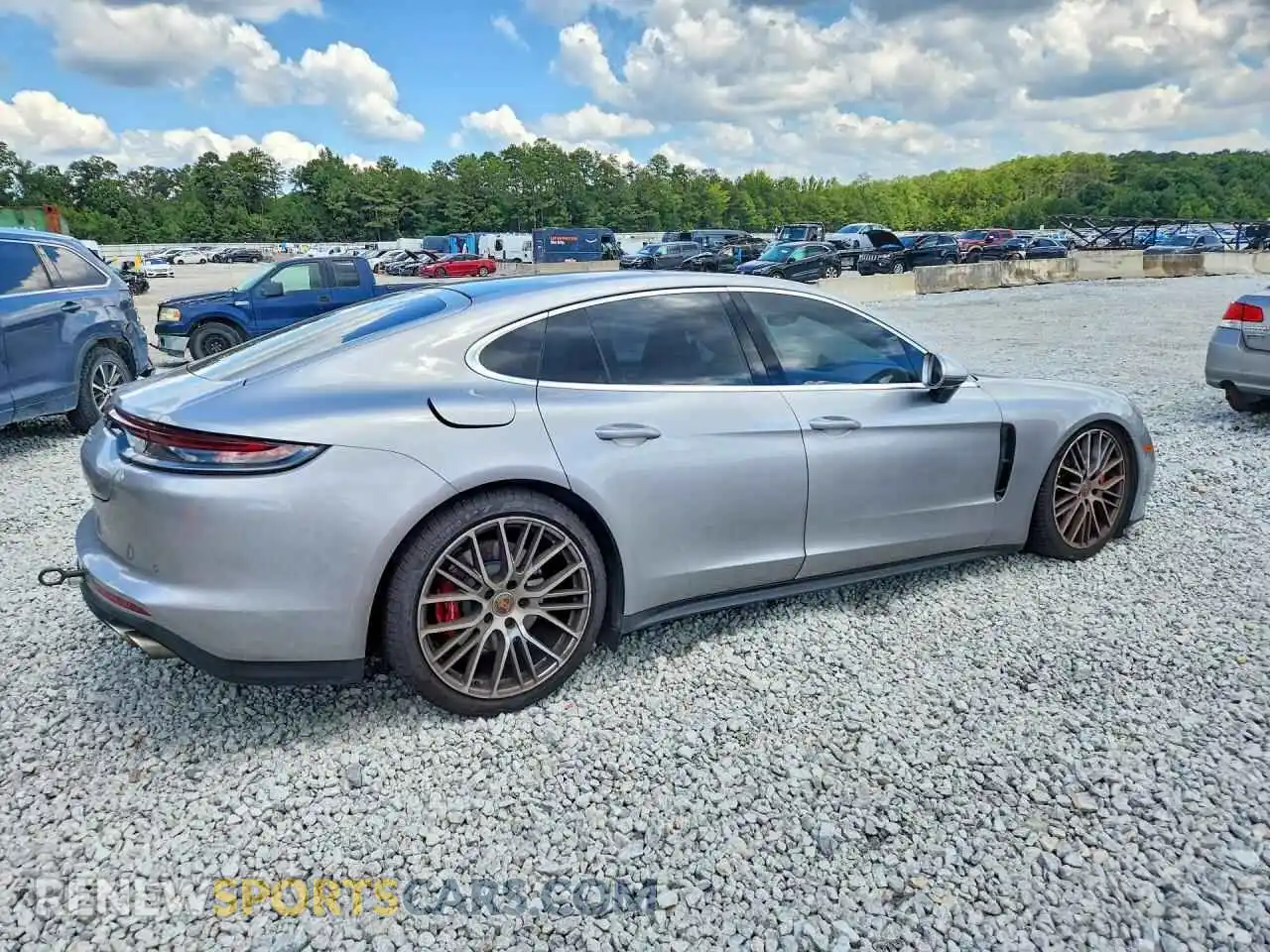 3 fotografías del automóvil dañado WP0AB2A76ML139348 PORSCHE PANAMERA 2021
