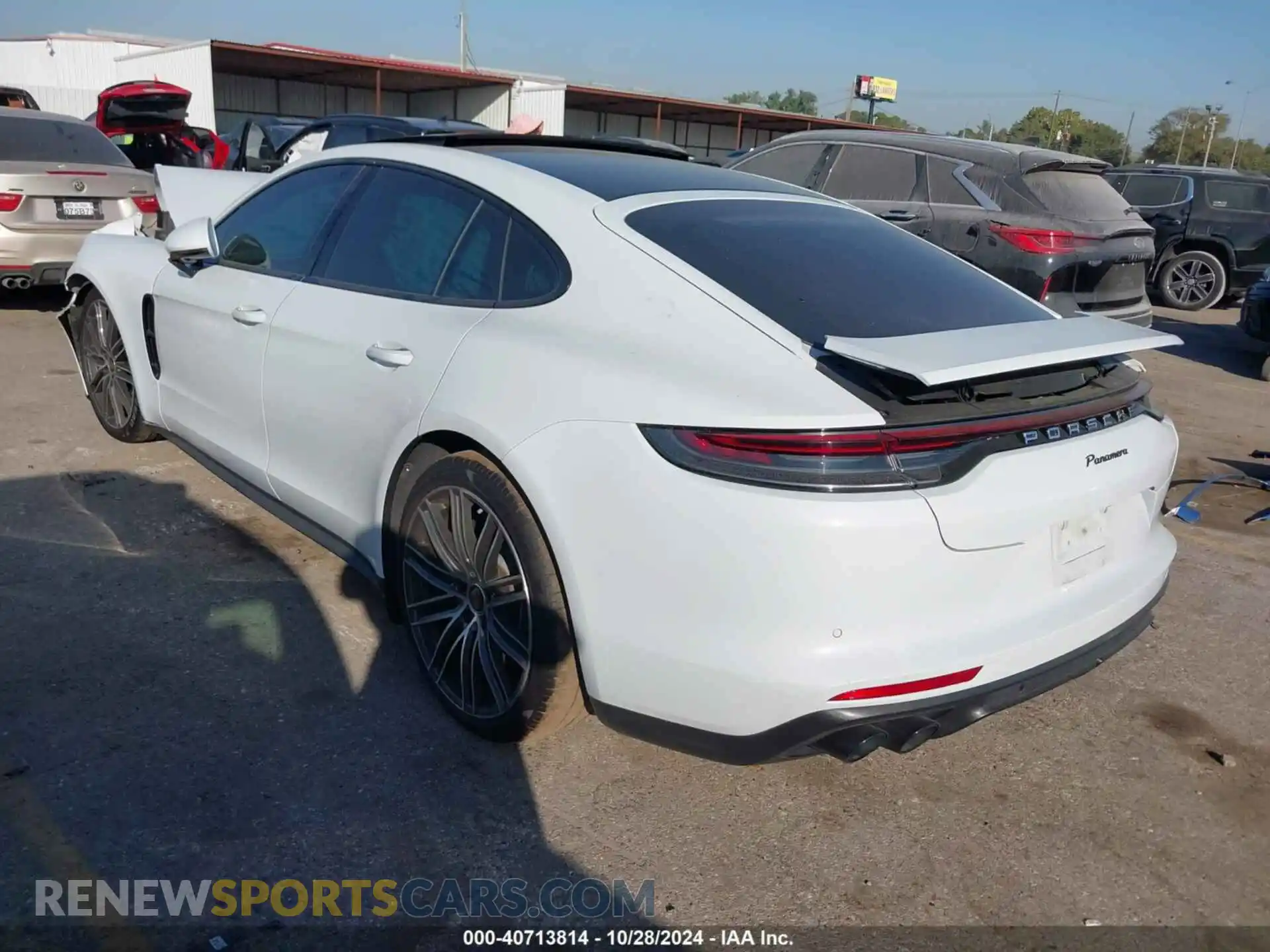 3 Photograph of a damaged car WP0AJ2A79ML119985 PORSCHE PANAMERA 2021