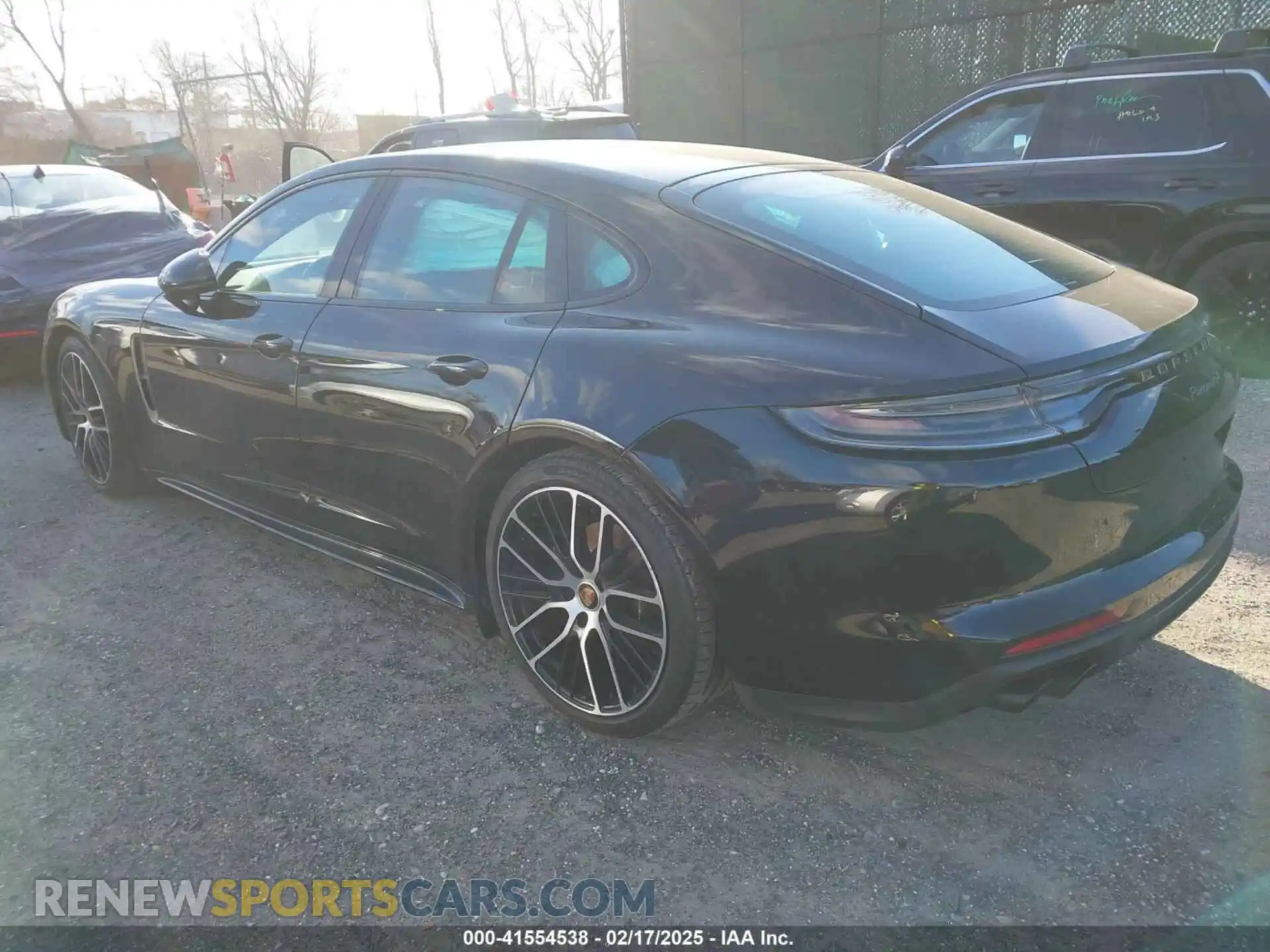 3 Photograph of a damaged car WP0AJ2A77PL100226 PORSCHE PANAMERA 2023