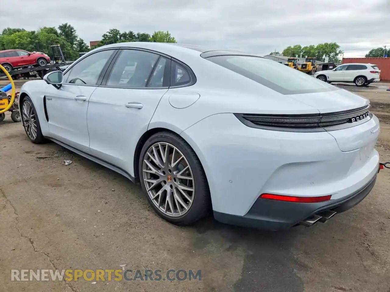 2 fotografías del automóvil dañado WP0AE2YAXSL045995 PORSCHE PANAMERA 2025