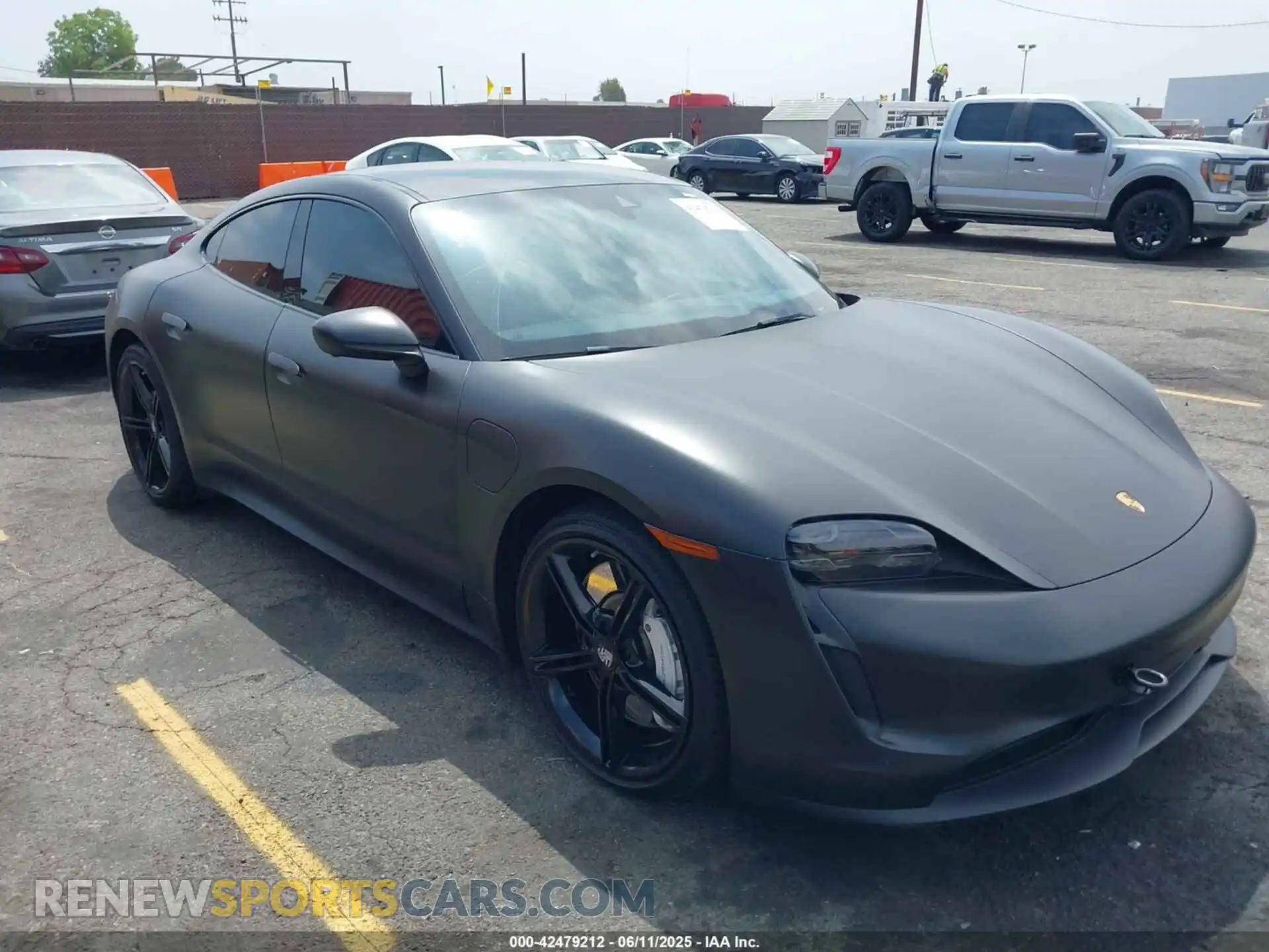 1 Photograph of a damaged car WP0AB2Y16MSA43293 PORSCHE TAYCAN 2021
