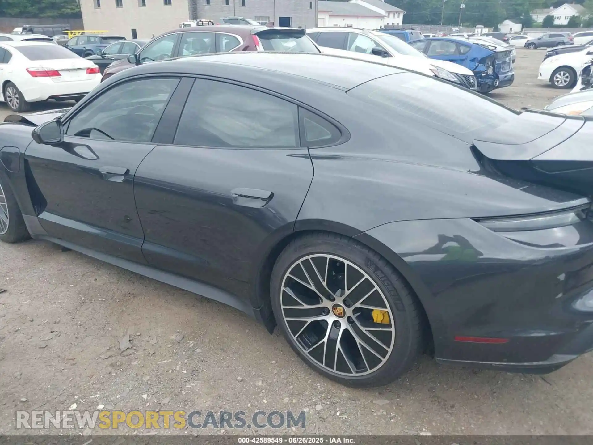 3 Photograph of a damaged car WP0AB2Y19MSA42378 PORSCHE TAYCAN 2021