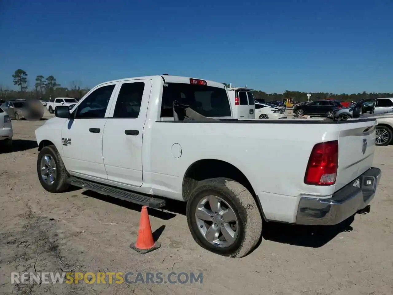 2 fotografías del automóvil dañado 1C6RR6FG3KS627939 RAM 1500 2019