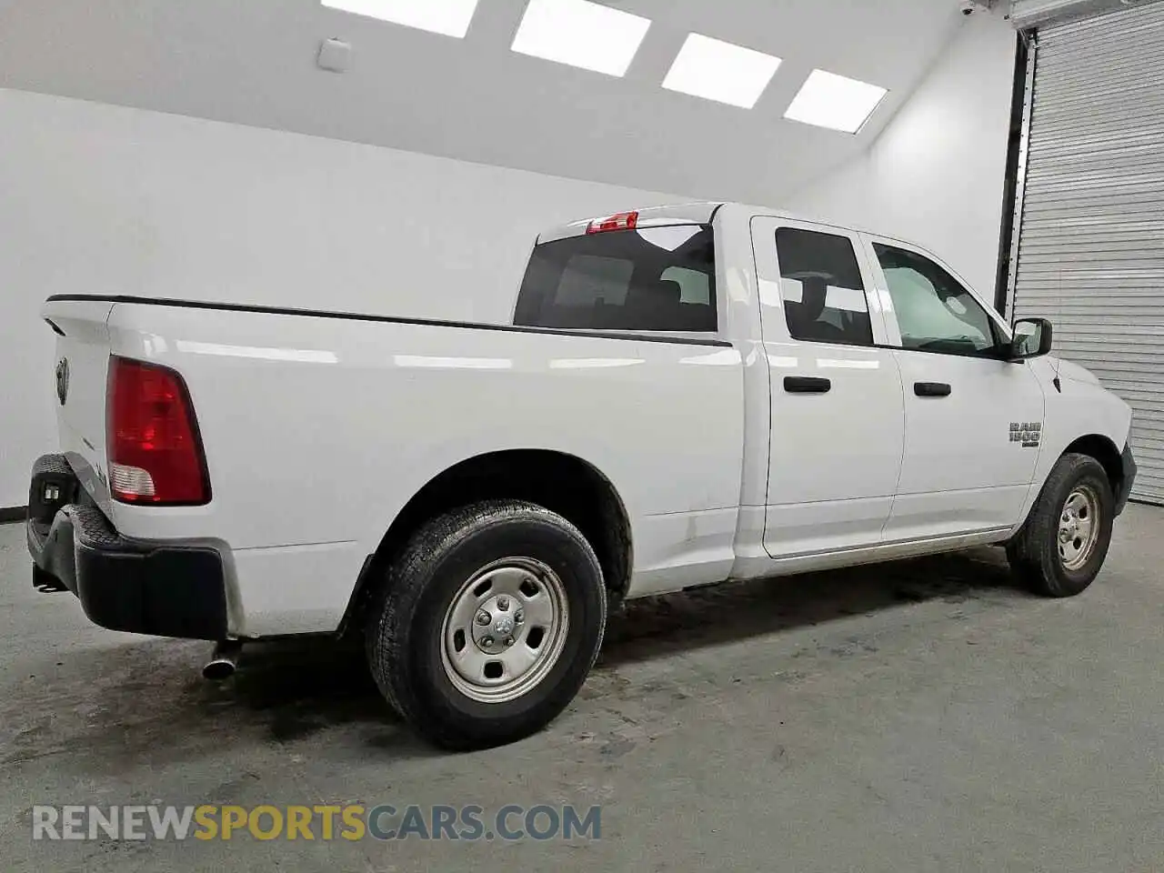 3 Photograph of a damaged car 1C6RR6FG3KS657040 RAM 1500 2019
