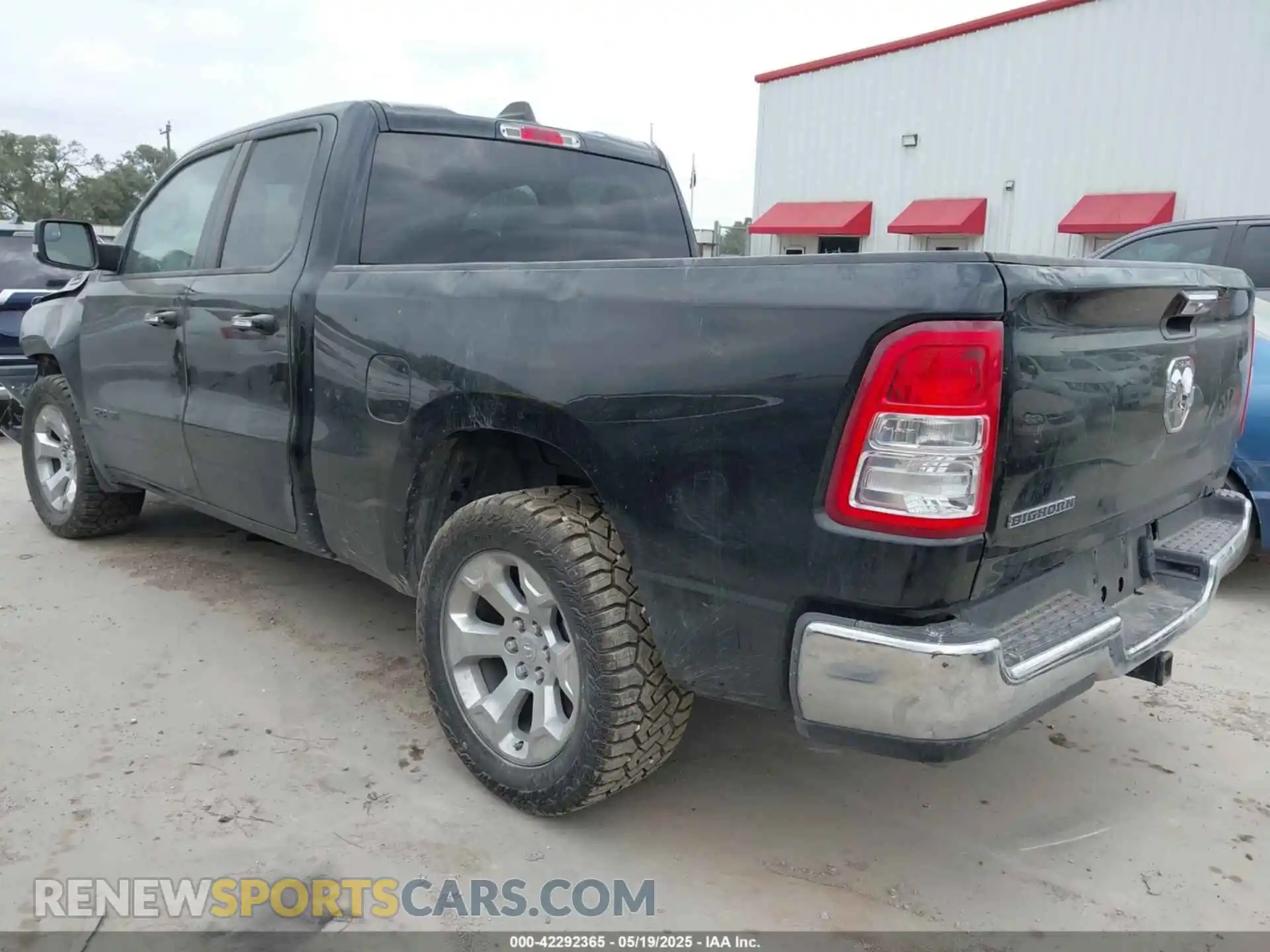 3 Photograph of a damaged car 1C6RREBG8KN728943 RAM 1500 2019