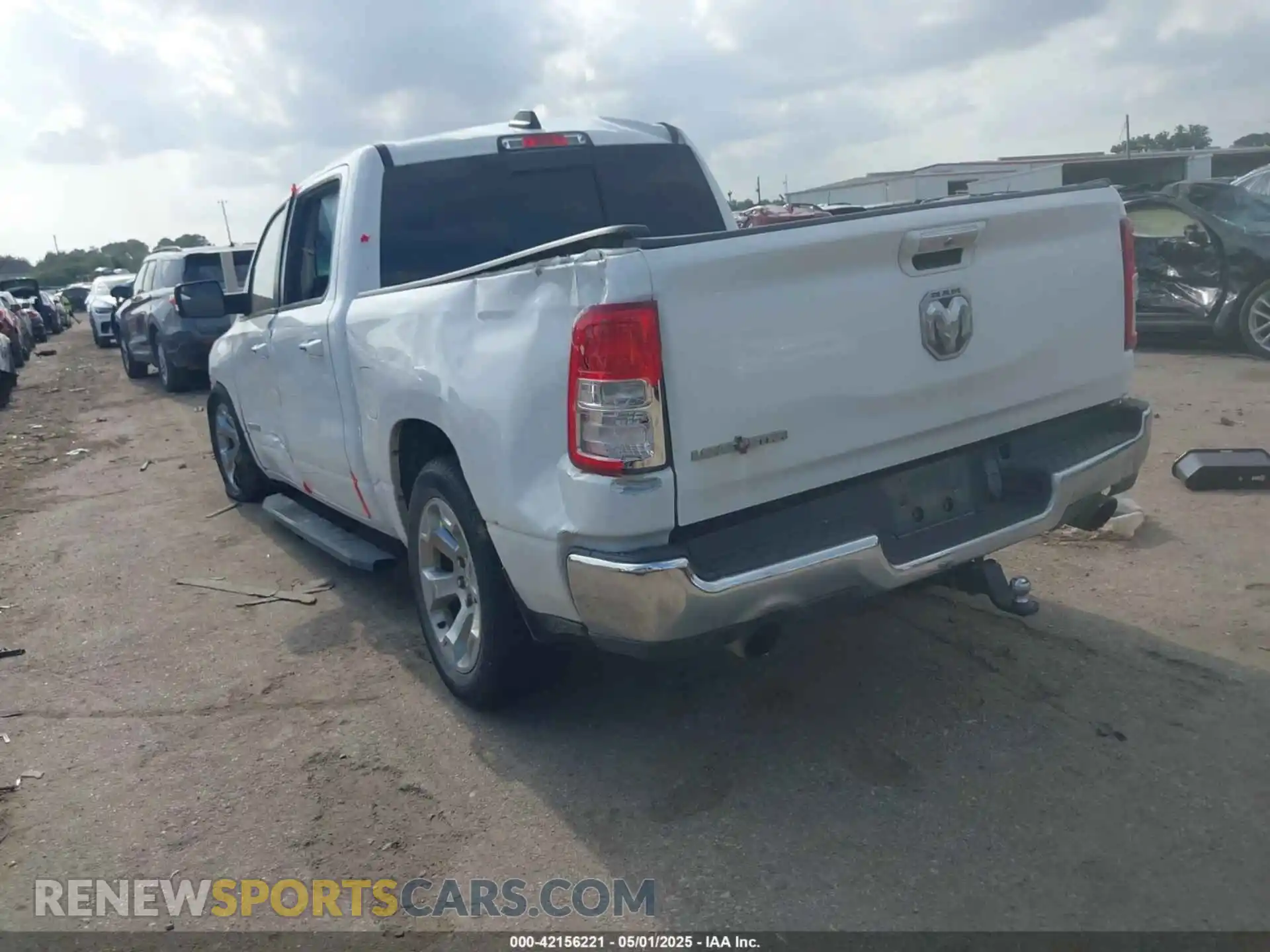 3 Photograph of a damaged car 1C6RREFT5KN596490 RAM 1500 2019