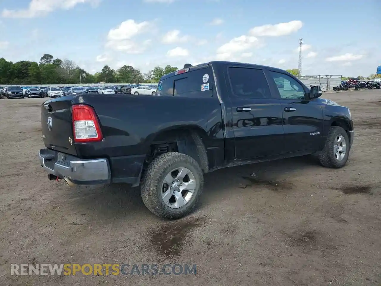 3 Photograph of a damaged car 1C6RREFT5KN684035 RAM 1500 2019