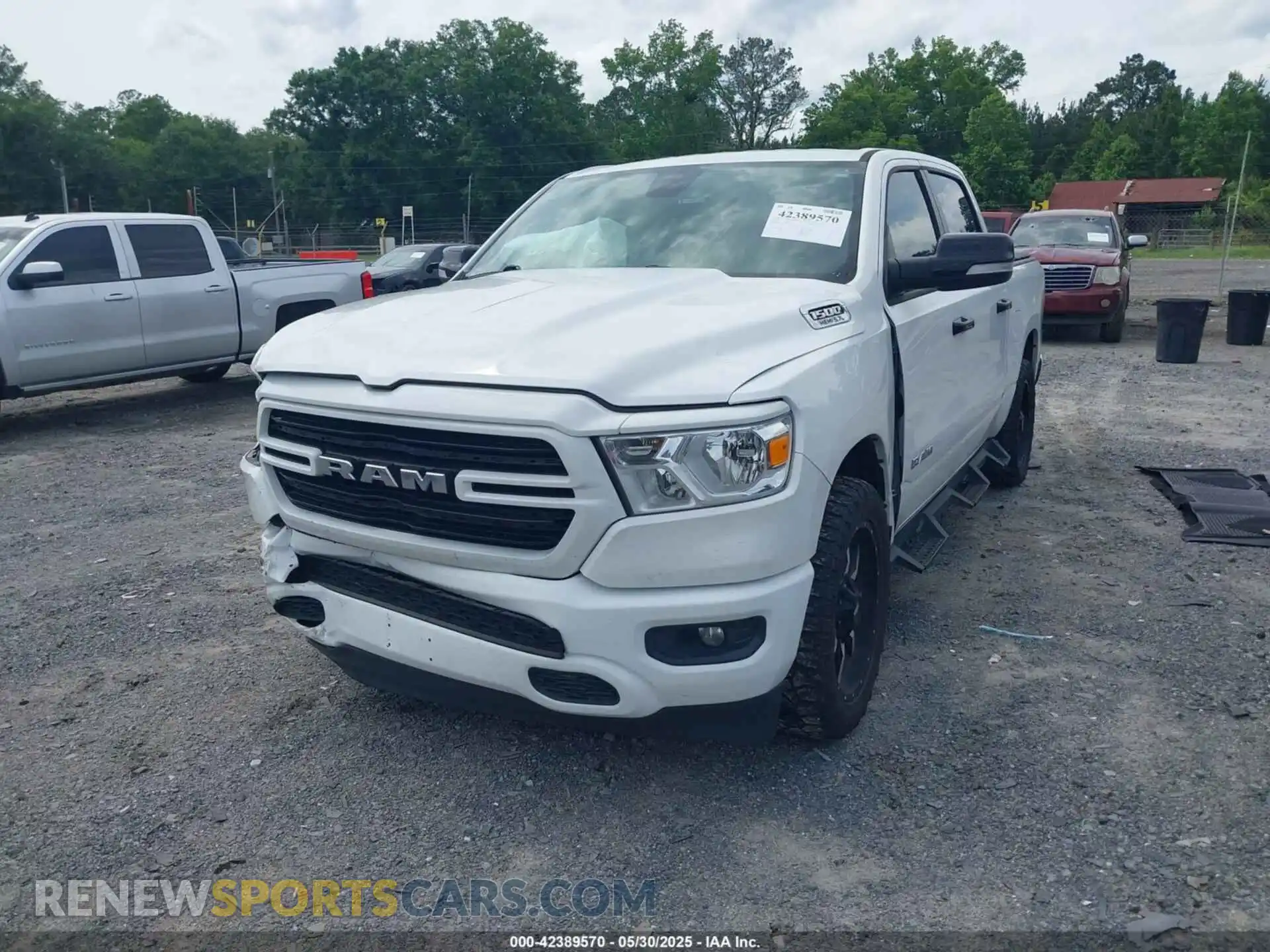 2 Photograph of a damaged car 1C6RREFT5KN869489 RAM 1500 2019