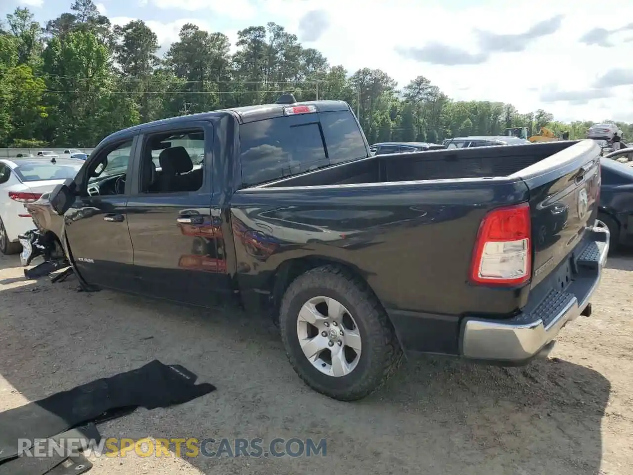 2 Photograph of a damaged car 1C6RREFT8KN851407 RAM 1500 2019