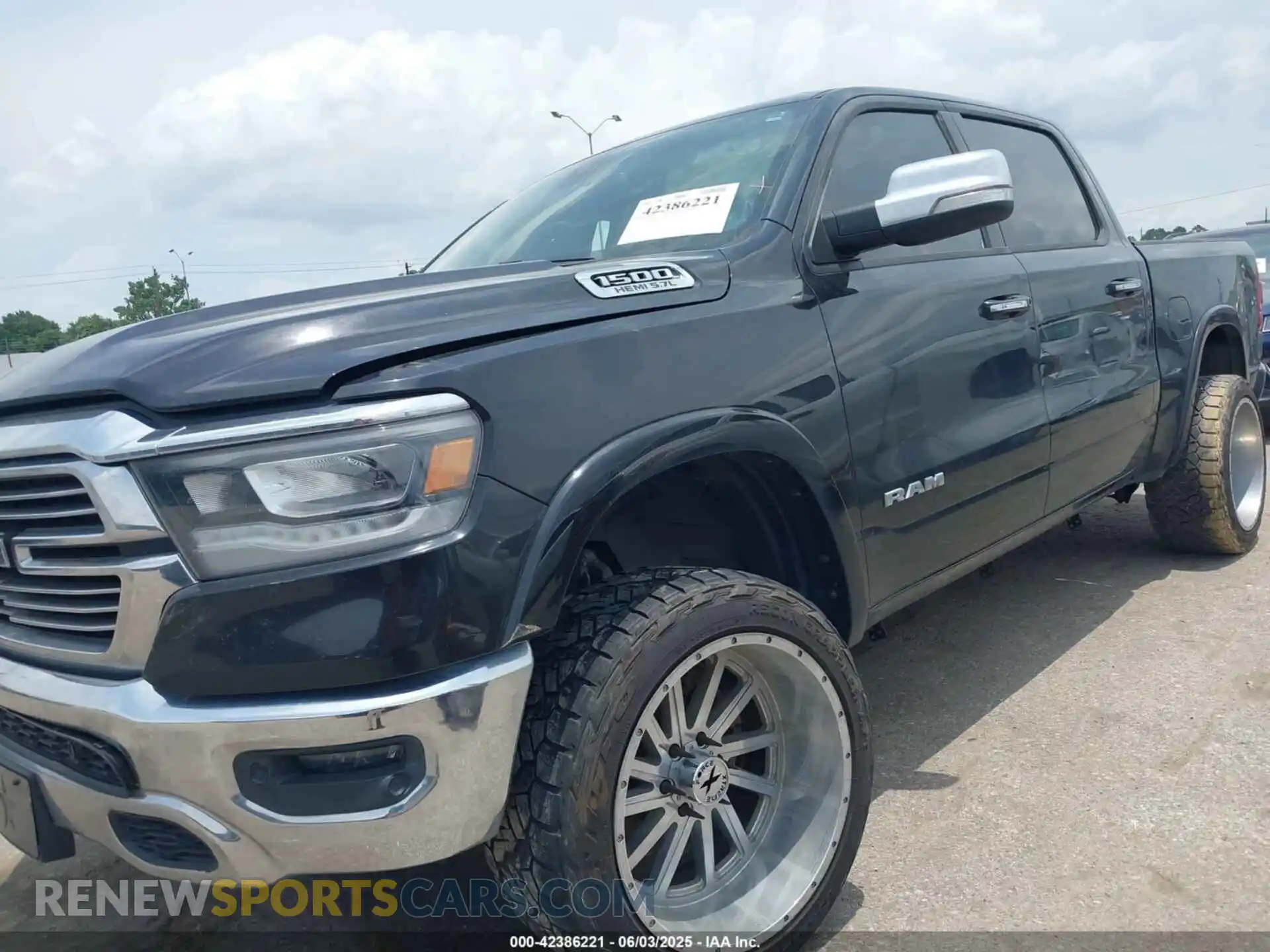 2 Photograph of a damaged car 1C6RREJT0KN916693 RAM 1500 2019