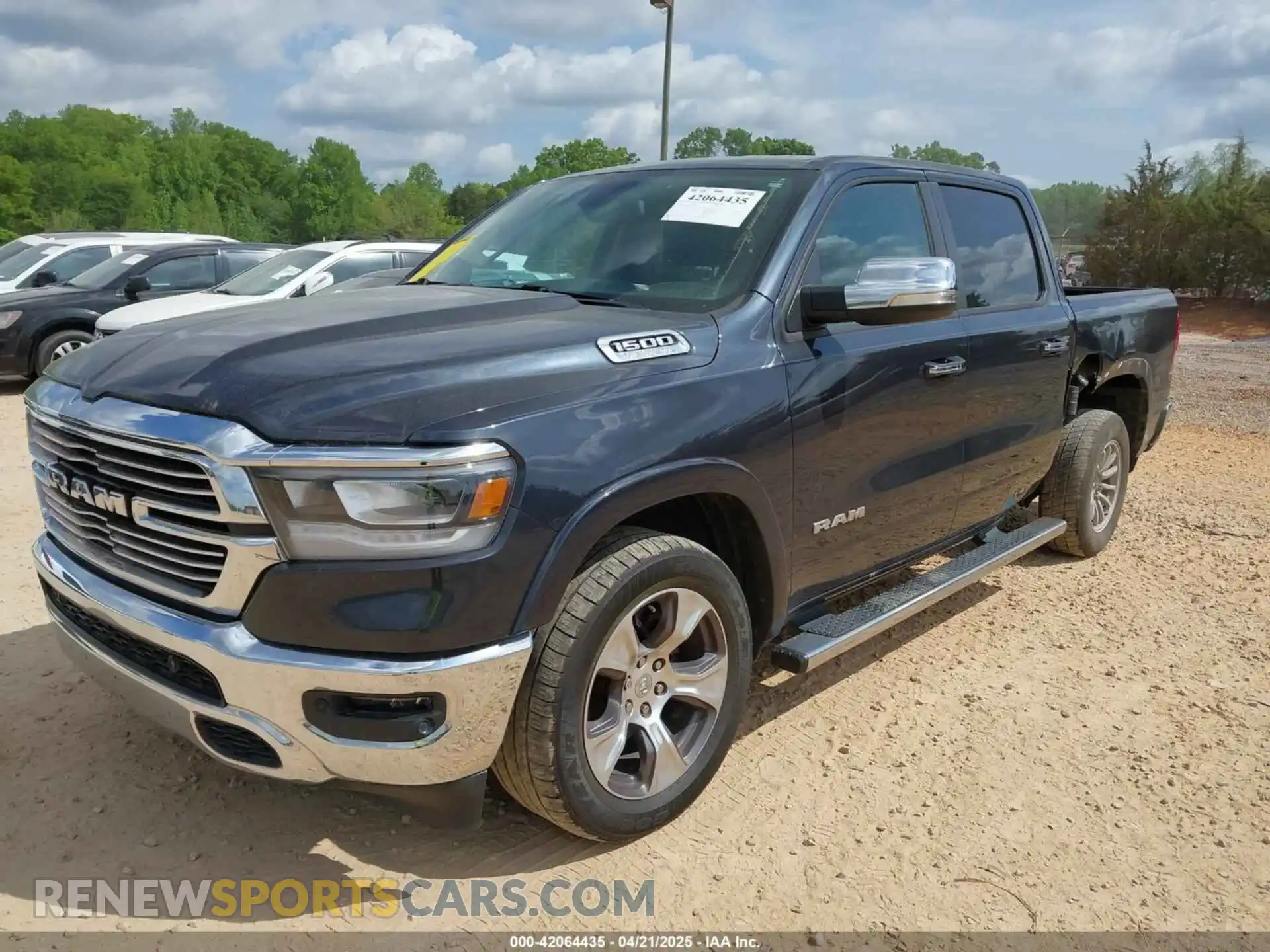 2 Photograph of a damaged car 1C6RREJT3KN912735 RAM 1500 2019