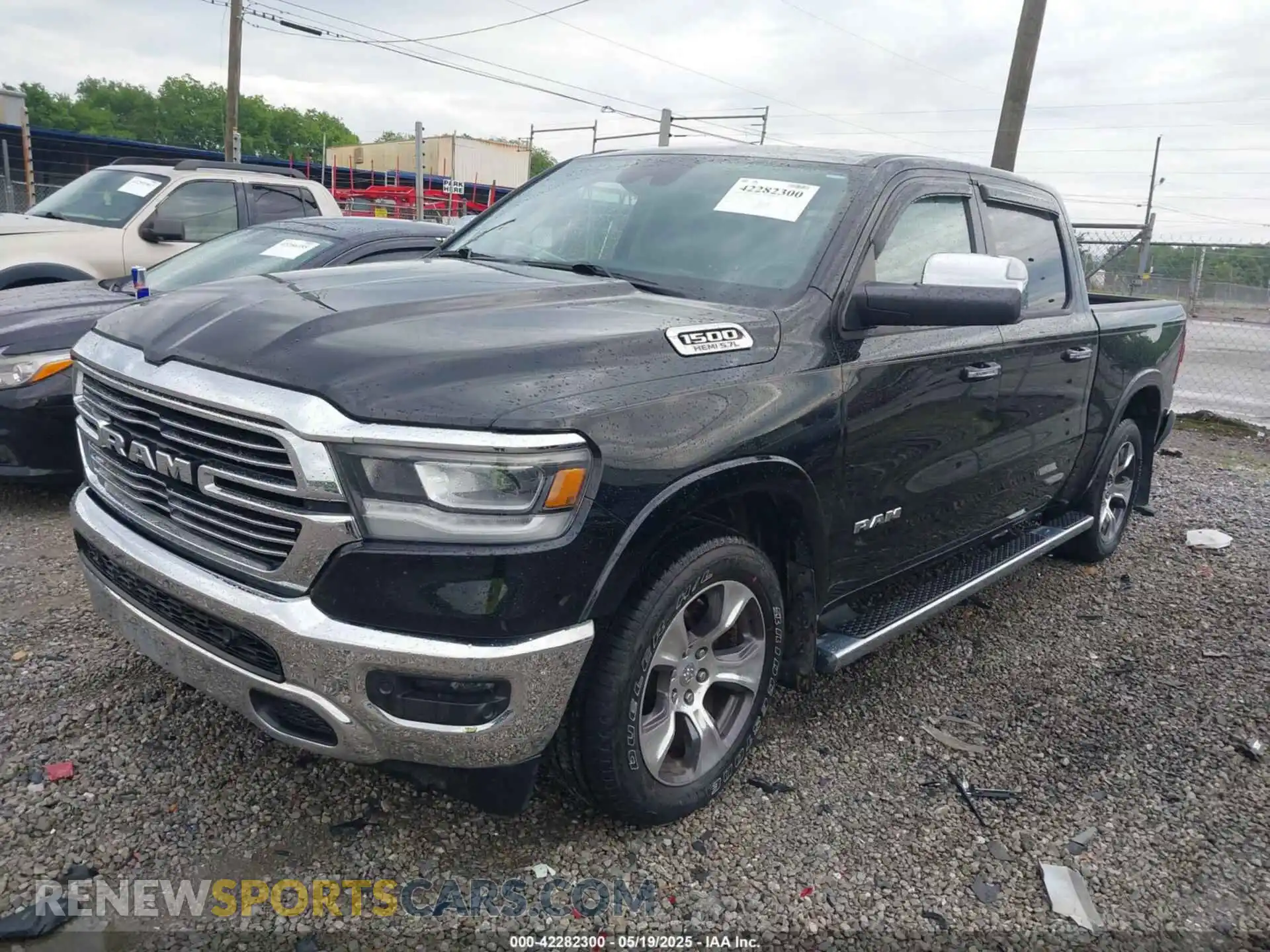 2 Photograph of a damaged car 1C6RREJT8KN506787 RAM 1500 2019