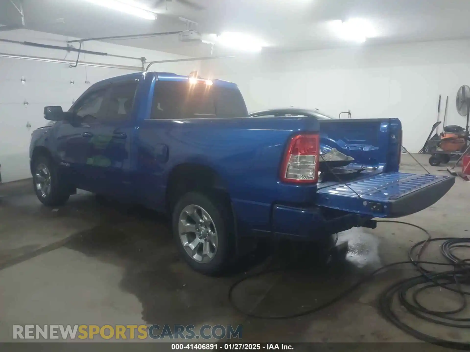 3 Photograph of a damaged car 1C6RRFBG4KN784867 RAM 1500 2019