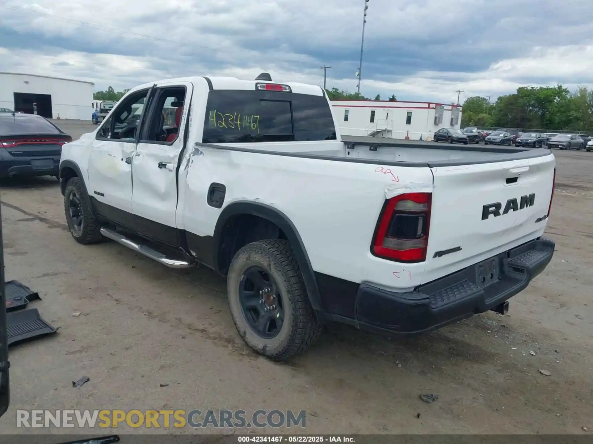 3 Photograph of a damaged car 1C6RRFEG0KN806763 RAM 1500 2019