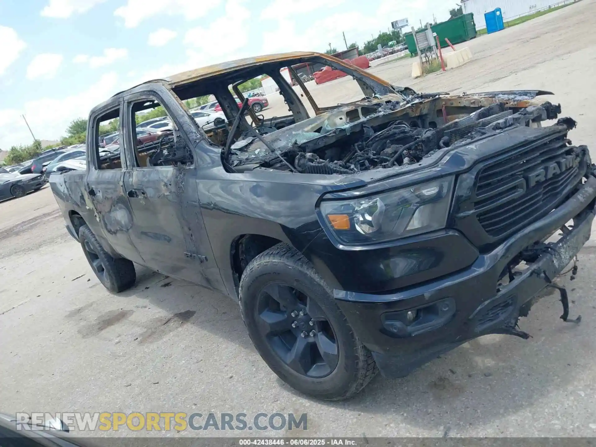 1 Фотография поврежденного автомобиля 1C6RRFFG2KN737394 RAM 1500 2019