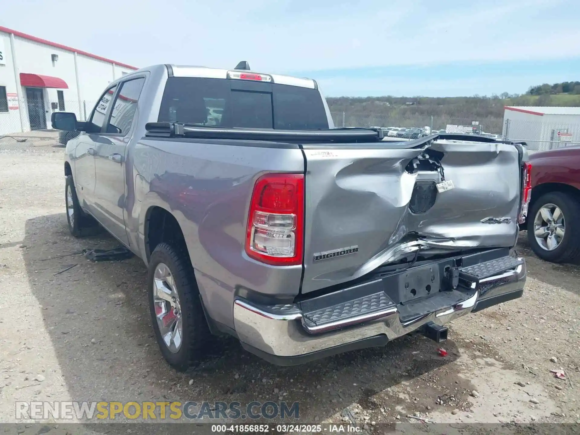 3 fotografías del automóvil dañado 1C6RRFFG3KN647381 RAM 1500 2019