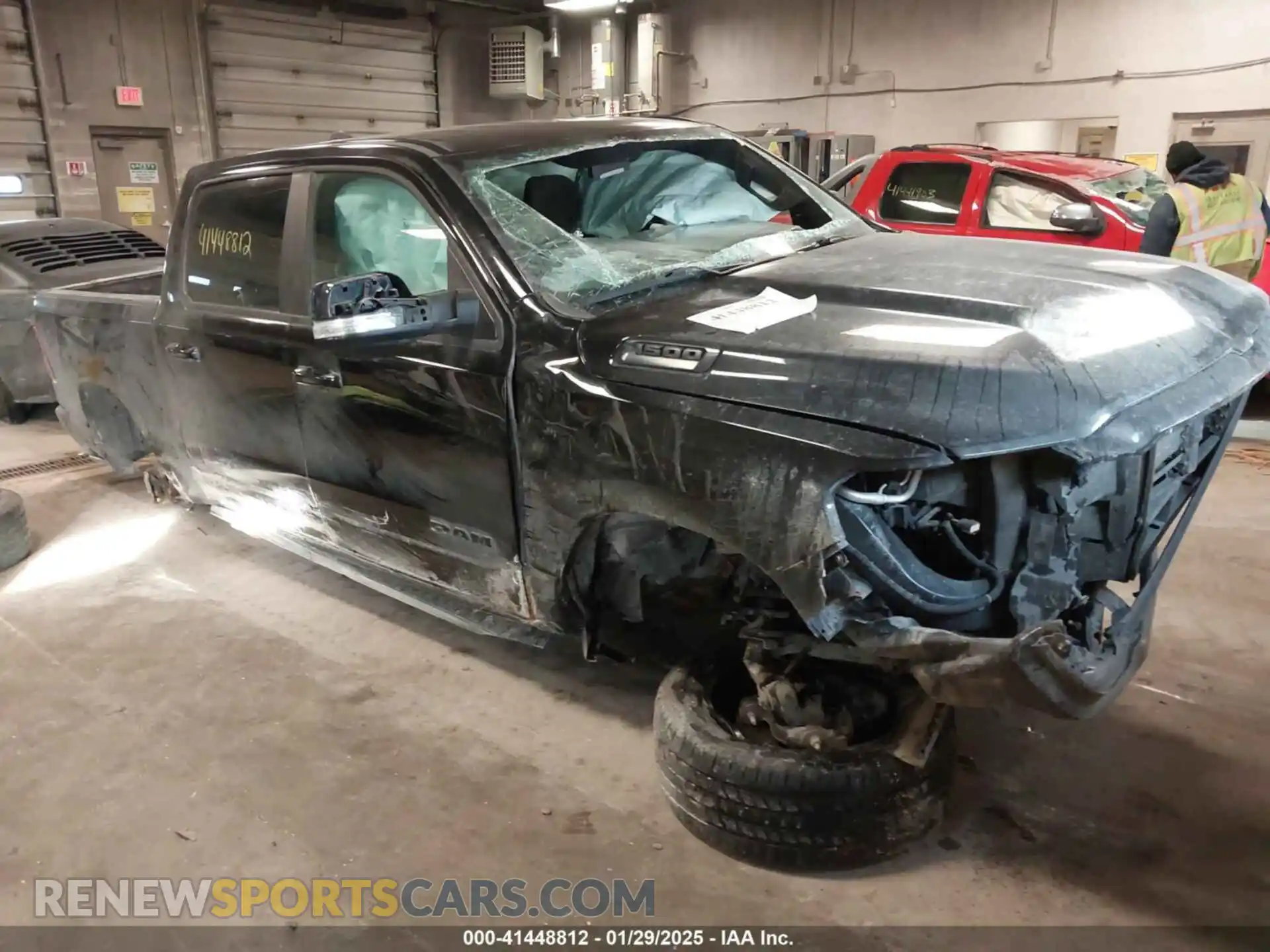 1 Фотография поврежденного автомобиля 1C6RRFFG3KN721950 RAM 1500 2019
