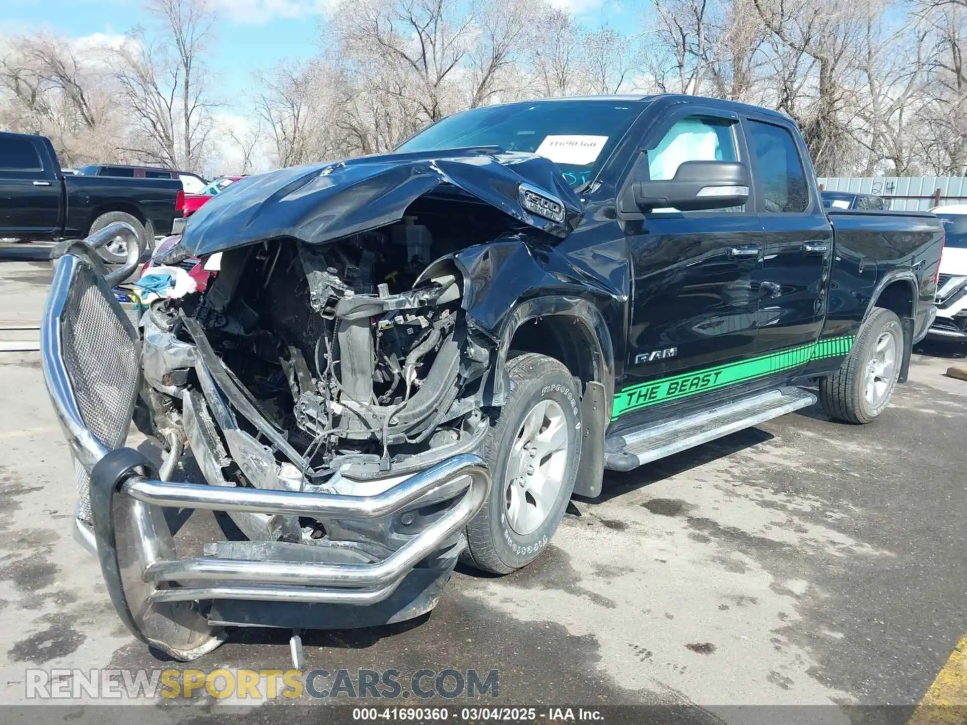 2 Photograph of a damaged car 1C6SRFBT2KN656531 RAM 1500 2019