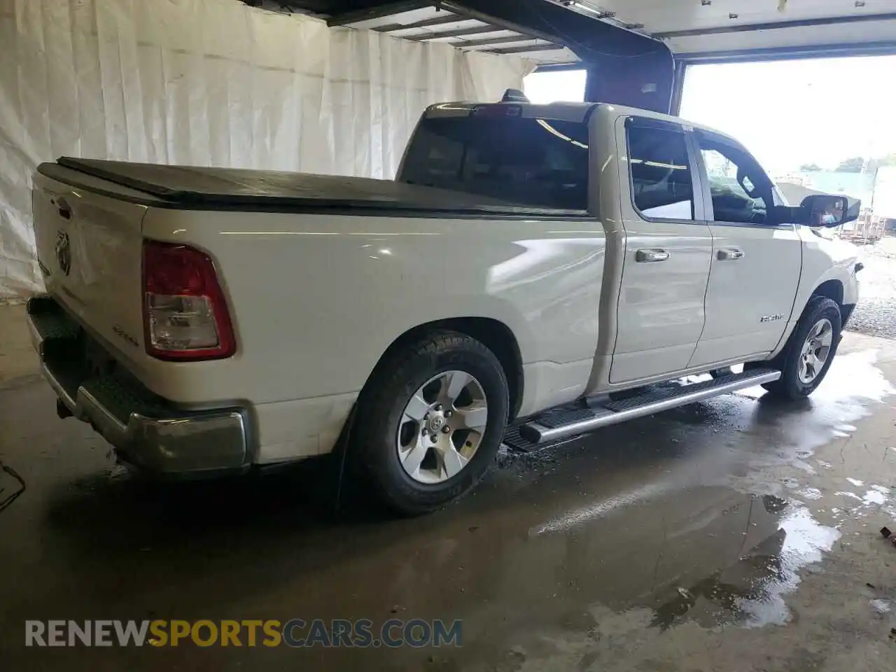 3 Photograph of a damaged car 1C6SRFBT6KN771892 RAM 1500 2019