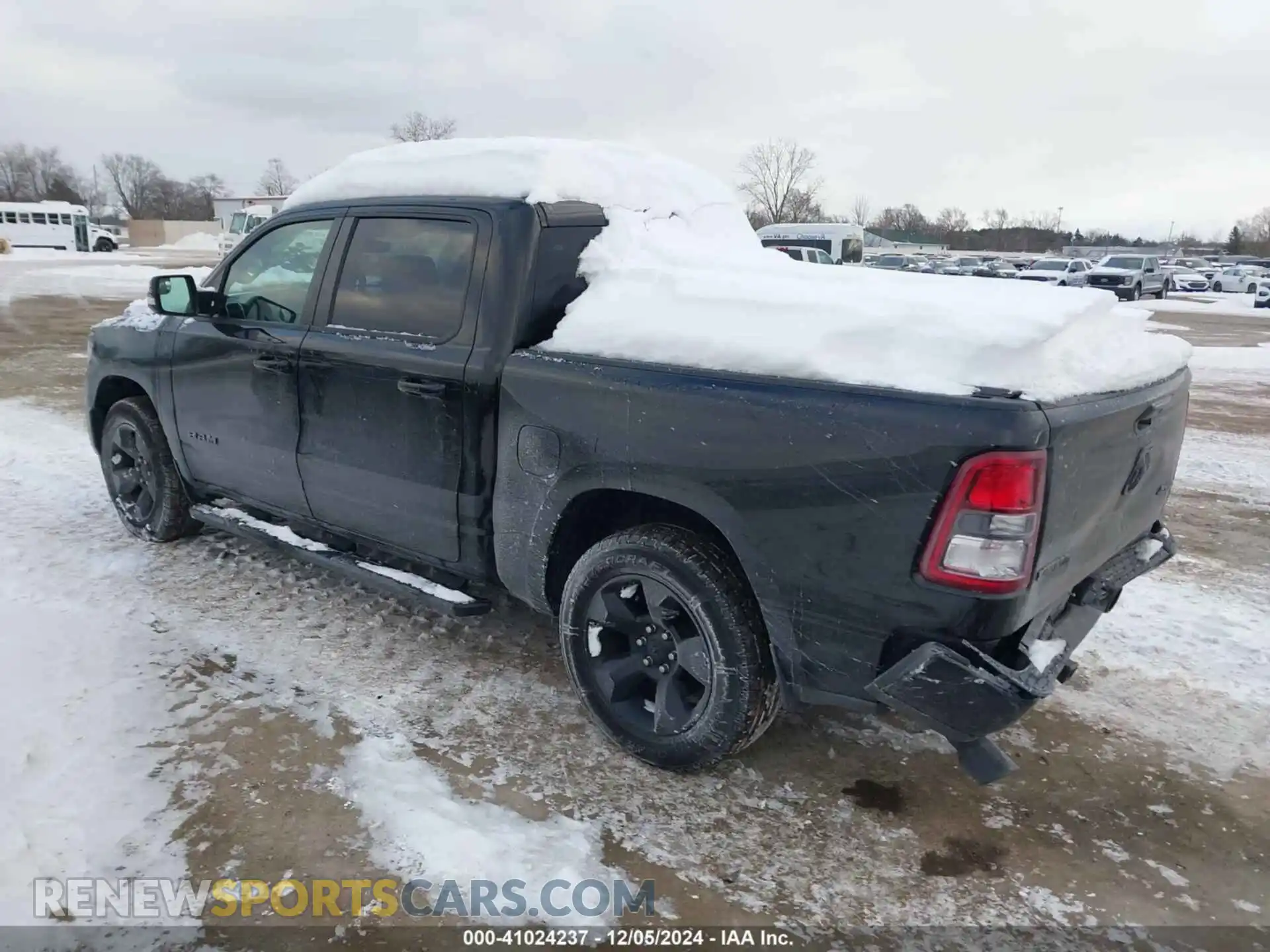 3 fotografías del automóvil dañado 1C6SRFFT1KN912586 RAM 1500 2019