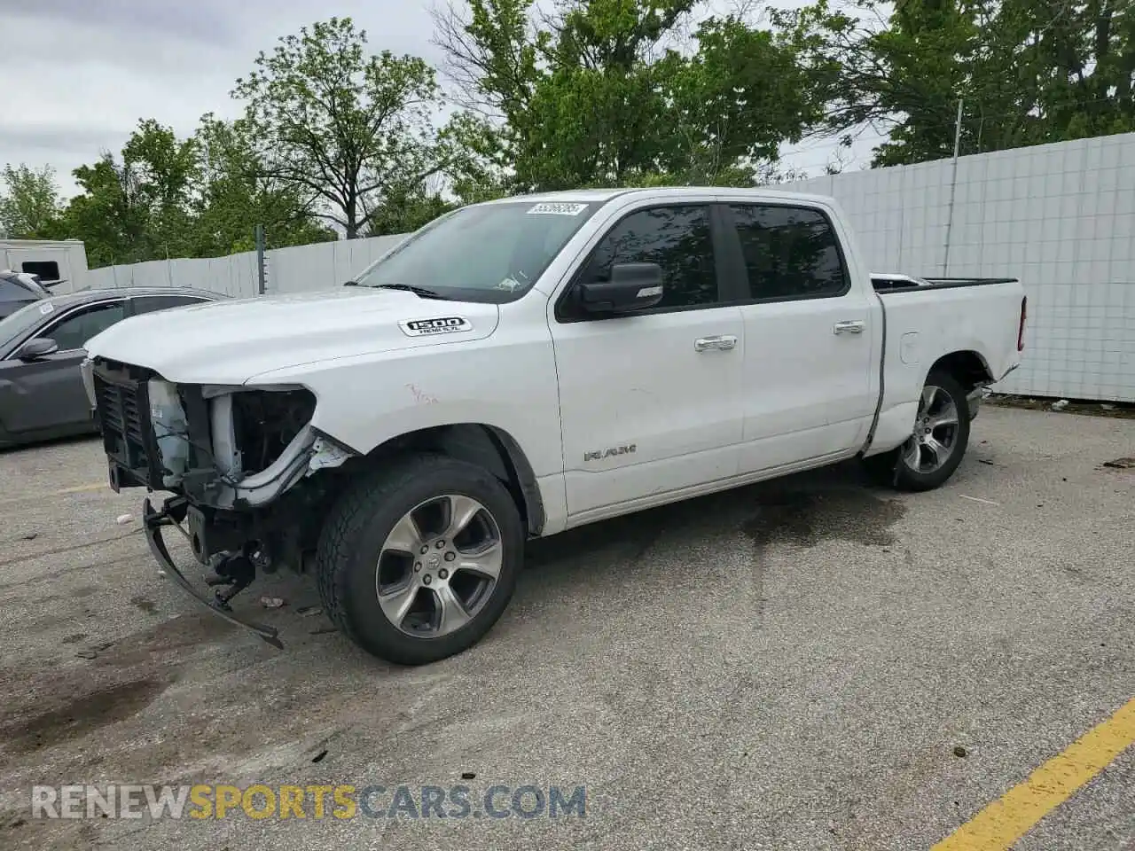 1 Photograph of a damaged car 1C6SRFFT2KN575586 RAM 1500 2019