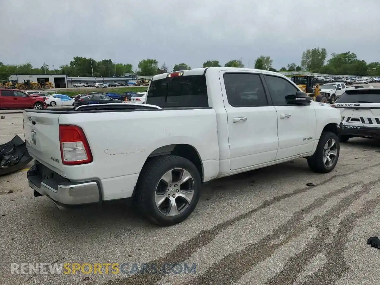 3 Photograph of a damaged car 1C6SRFFT2KN575586 RAM 1500 2019