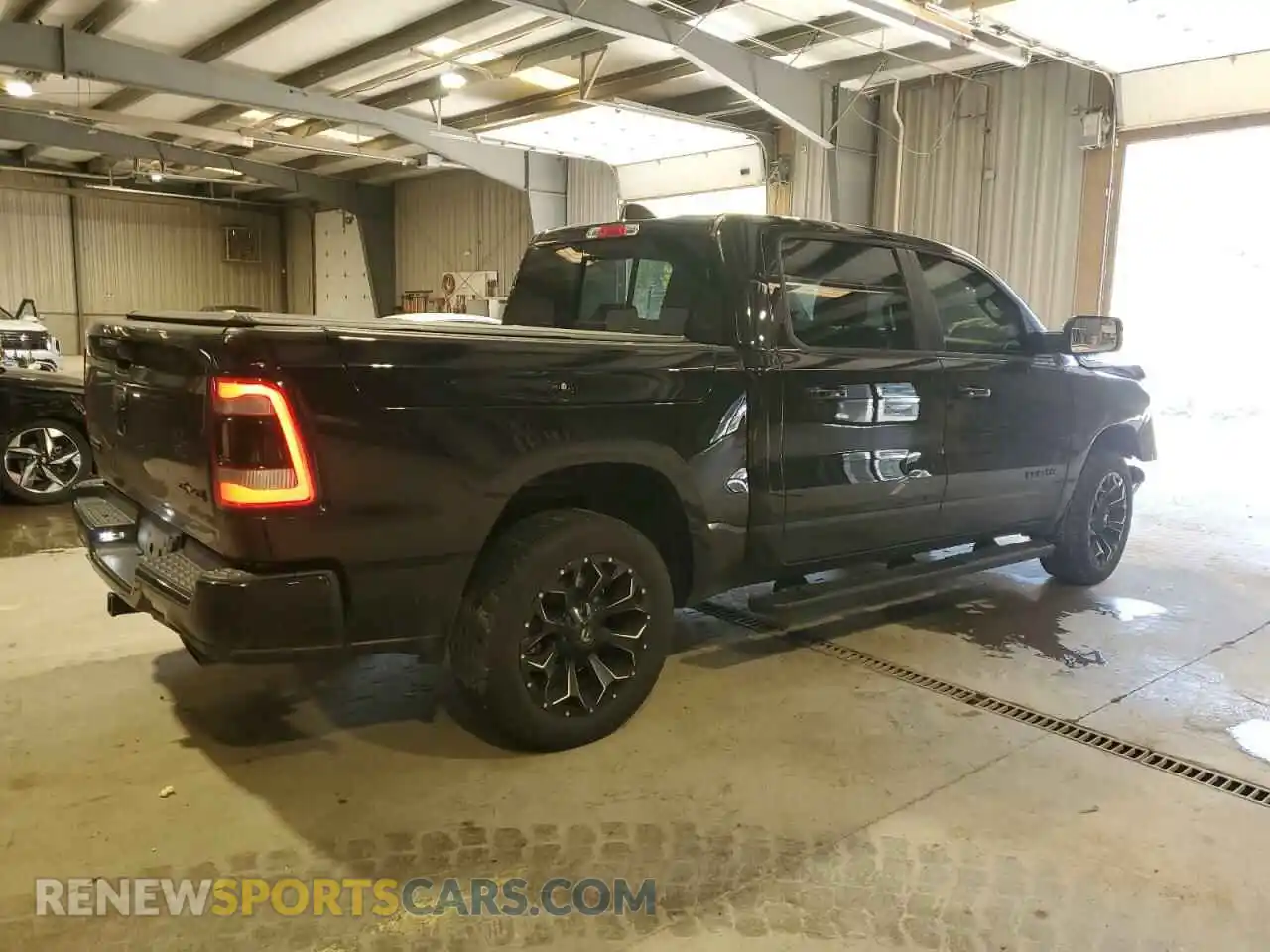 3 Photograph of a damaged car 1C6SRFFT2KN815574 RAM 1500 2019