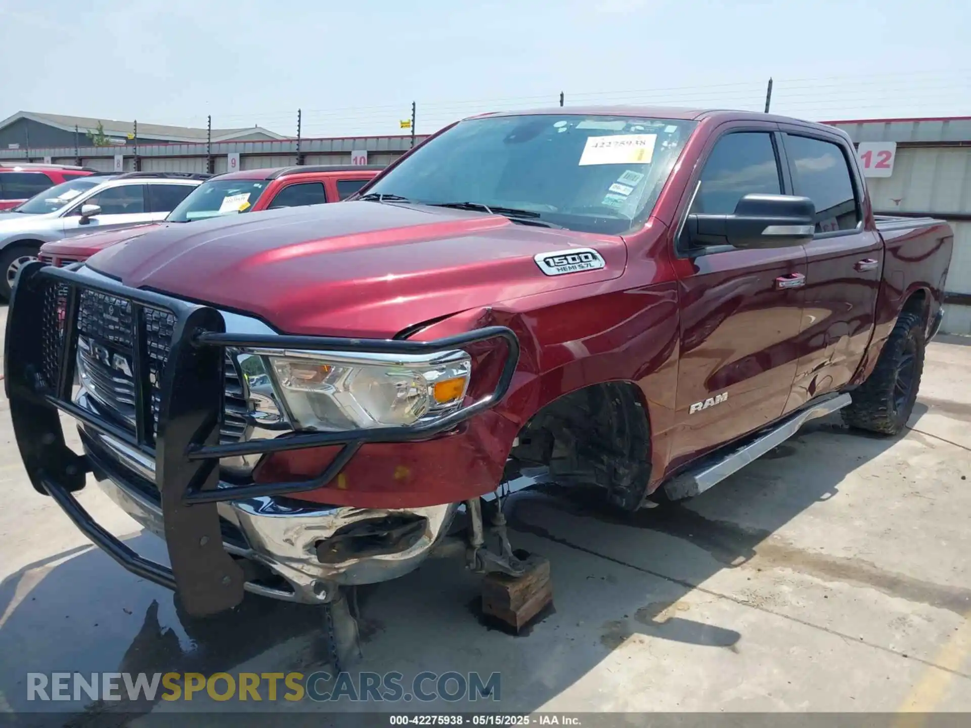 2 Photograph of a damaged car 1C6SRFFT4KN686009 RAM 1500 2019