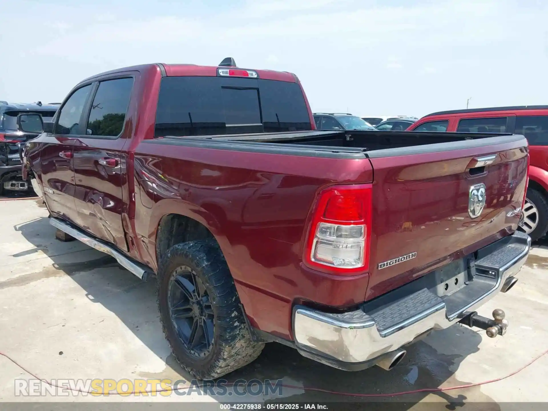3 Photograph of a damaged car 1C6SRFFT4KN686009 RAM 1500 2019