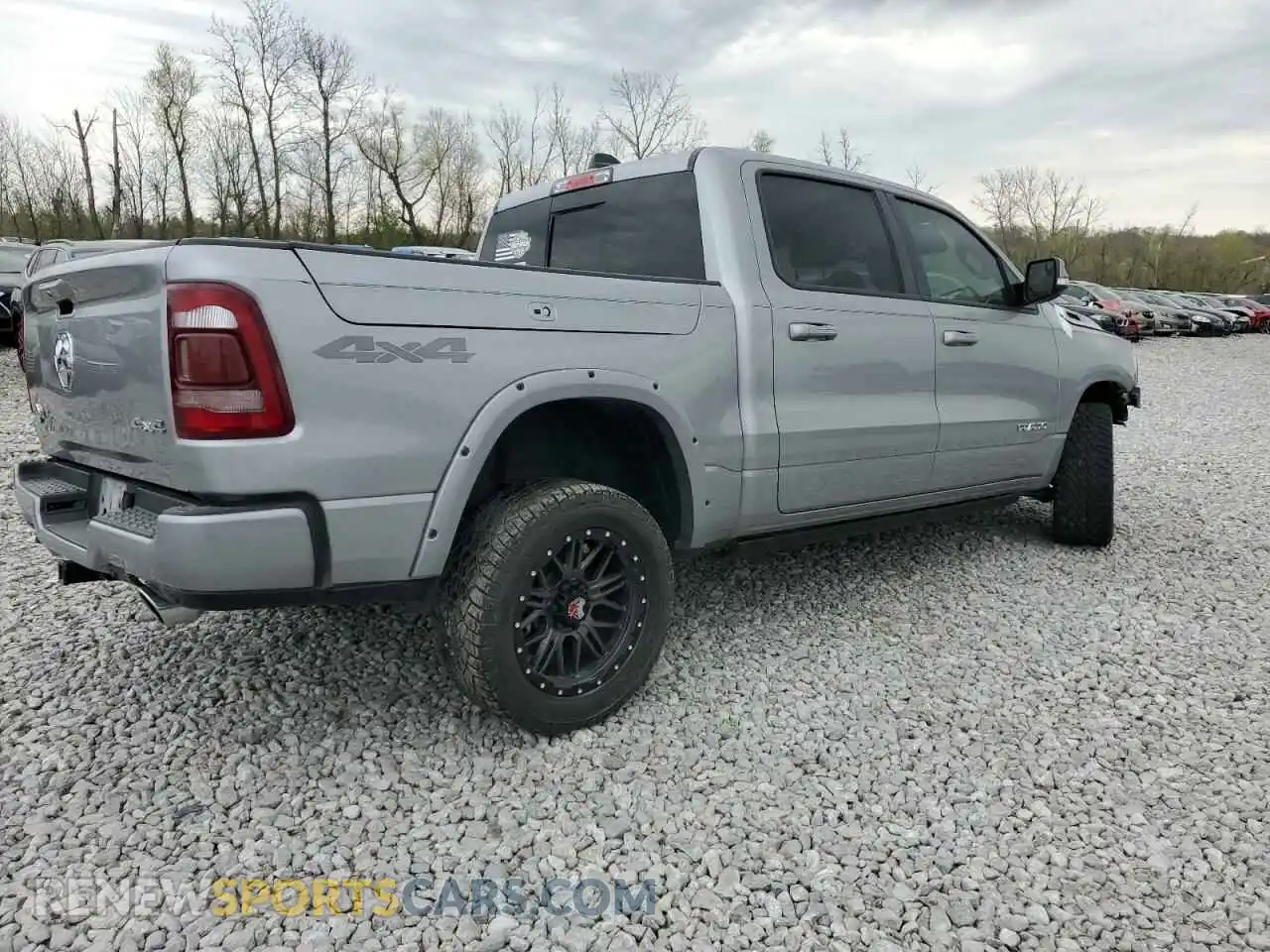 3 Photograph of a damaged car 1C6SRFFT4KN819318 RAM 1500 2019