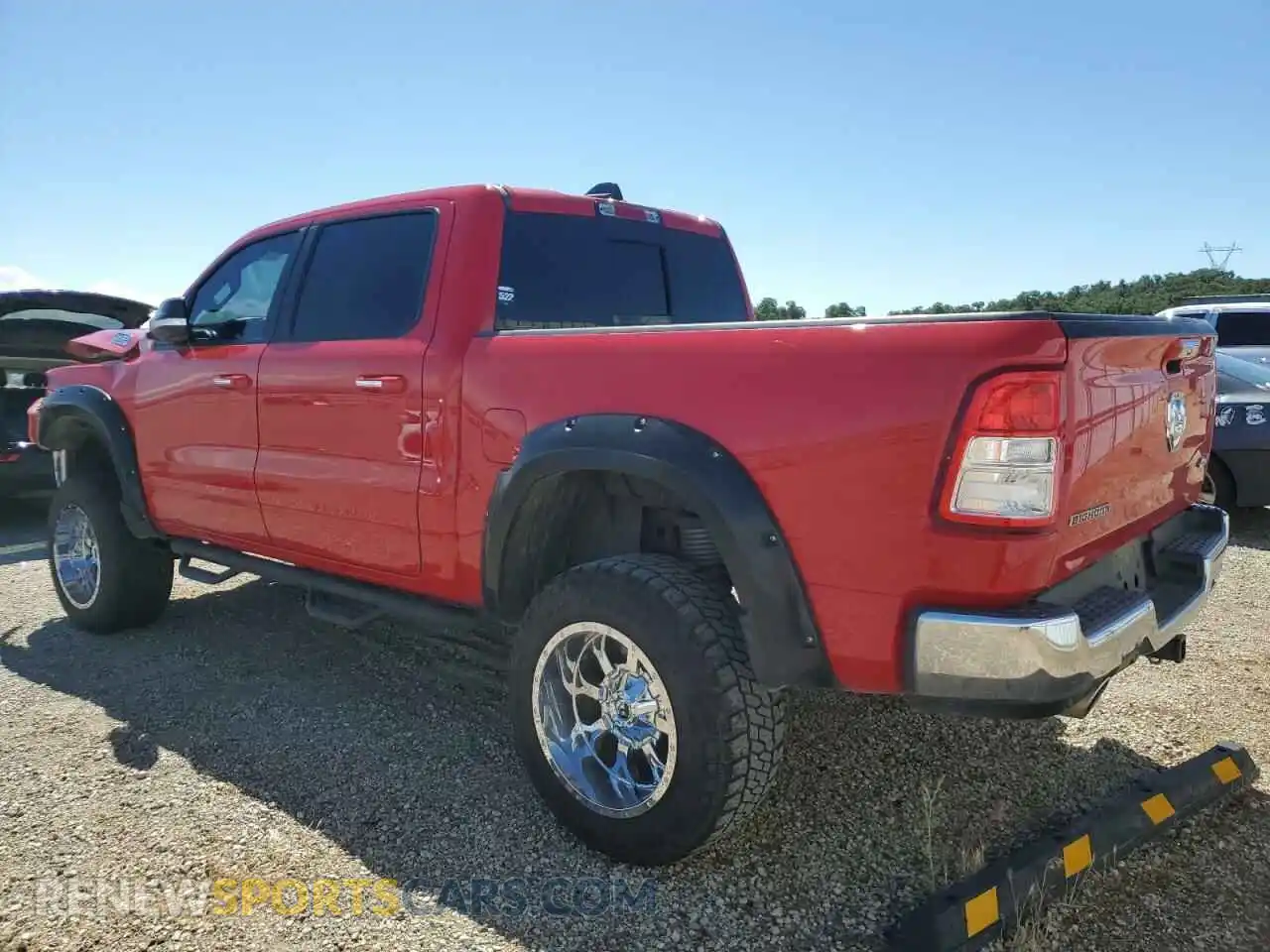 2 Photograph of a damaged car 1C6SRFFT4KN842212 RAM 1500 2019