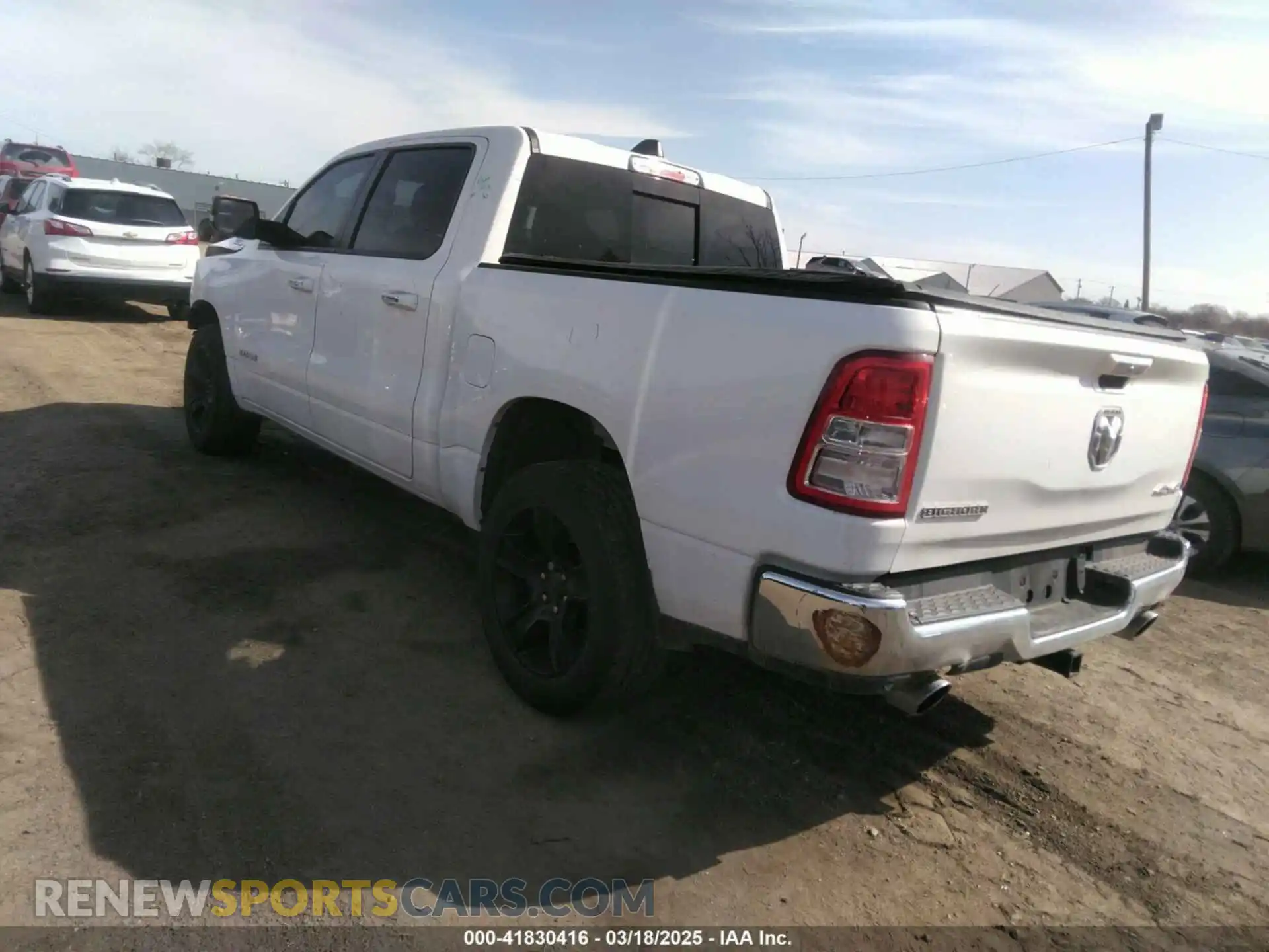 3 fotografías del automóvil dañado 1C6SRFFT4KN854618 RAM 1500 2019