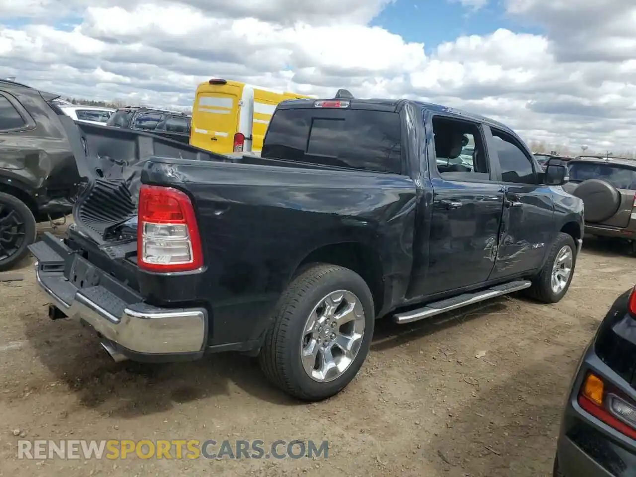 3 Photograph of a damaged car 1C6SRFFT4KN895167 RAM 1500 2019