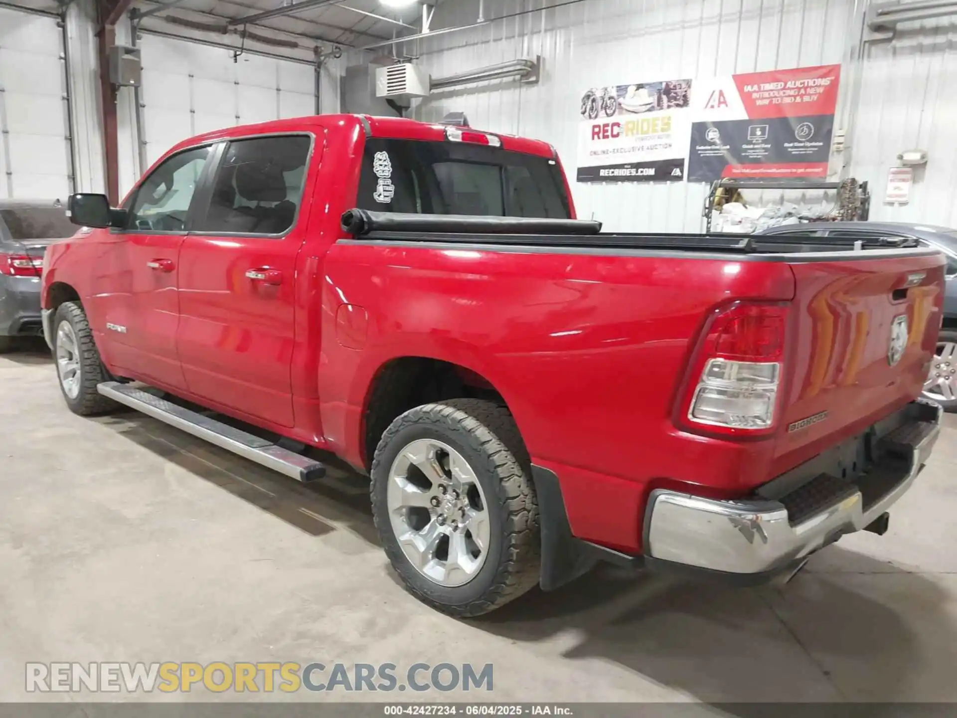 3 Photograph of a damaged car 1C6SRFFT5KN780013 RAM 1500 2019
