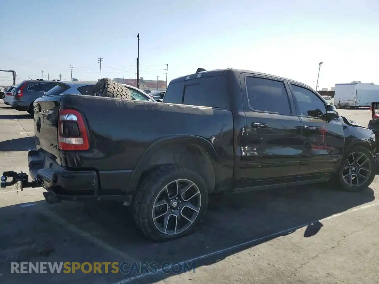 3 Photograph of a damaged car 1C6SRFHT6KN566564 RAM 1500 2019