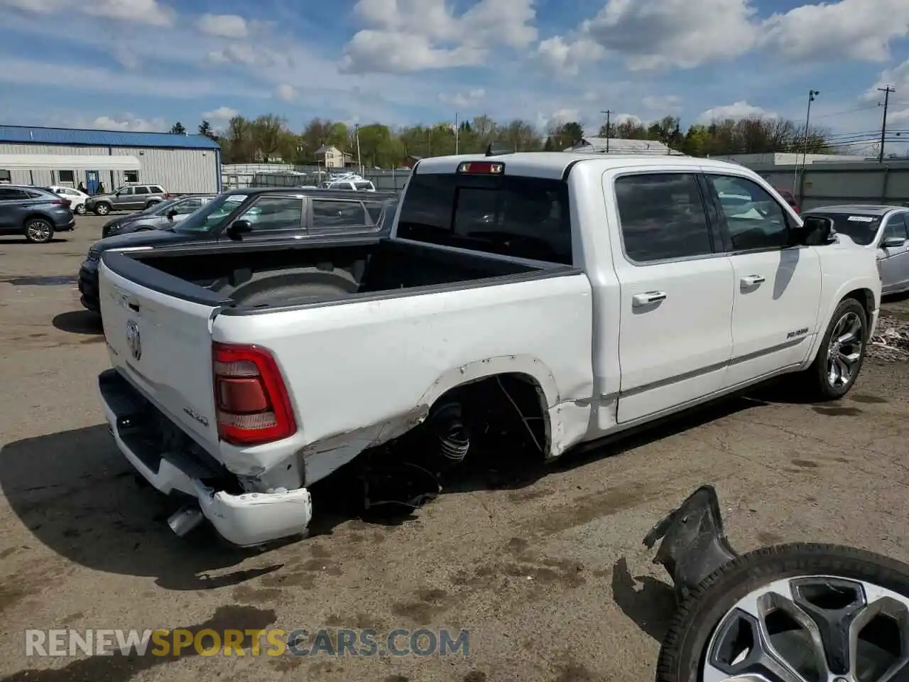 3 Photograph of a damaged car 1C6SRFHT6KN694917 RAM 1500 2019