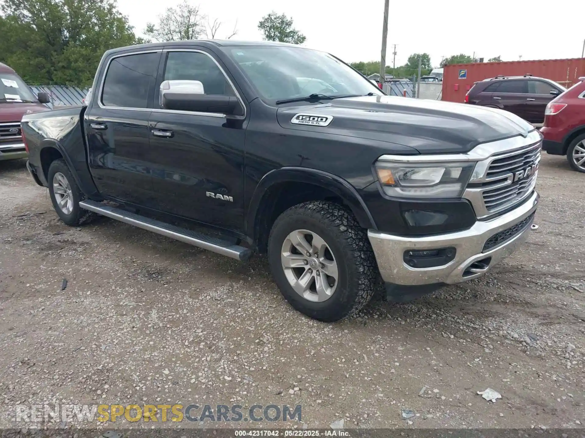 1 Photograph of a damaged car 1C6SRFJT3KN609963 RAM 1500 2019