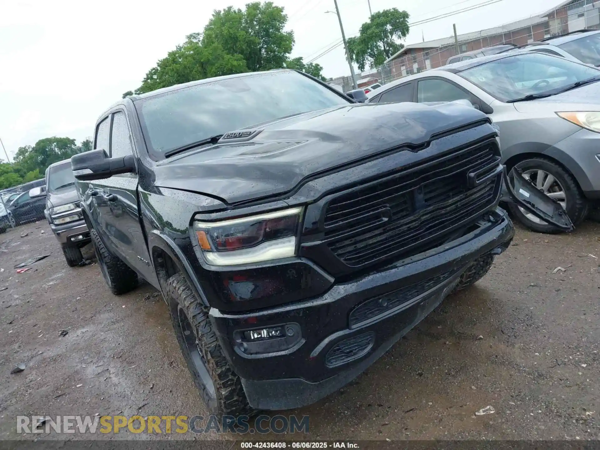 1 Photograph of a damaged car 1C6SRFJT5KN676919 RAM 1500 2019