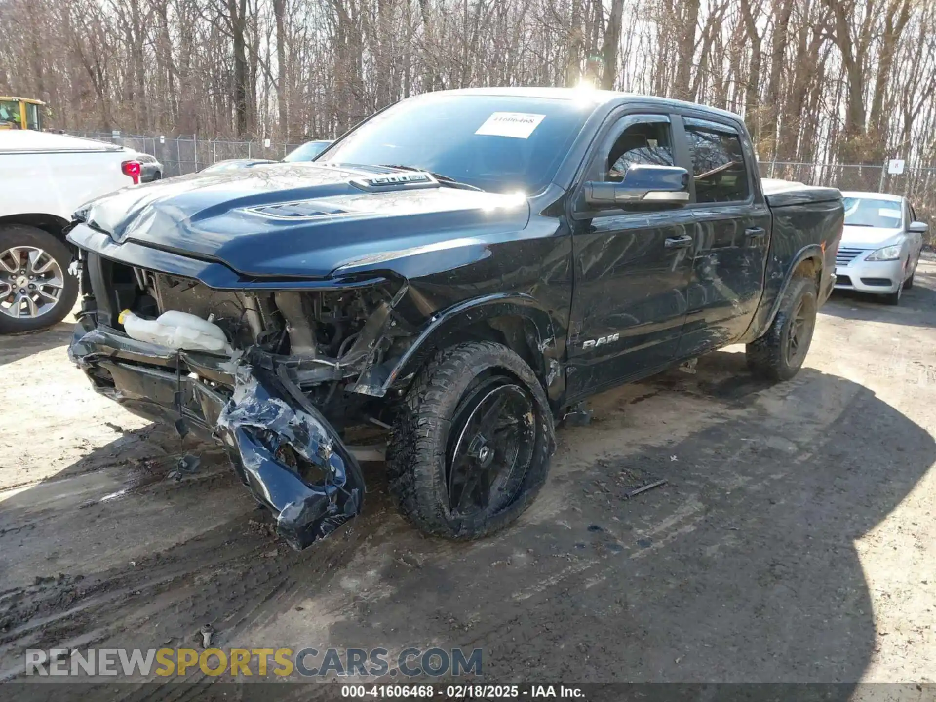 2 Photograph of a damaged car 1C6SRFJT5KN772582 RAM 1500 2019