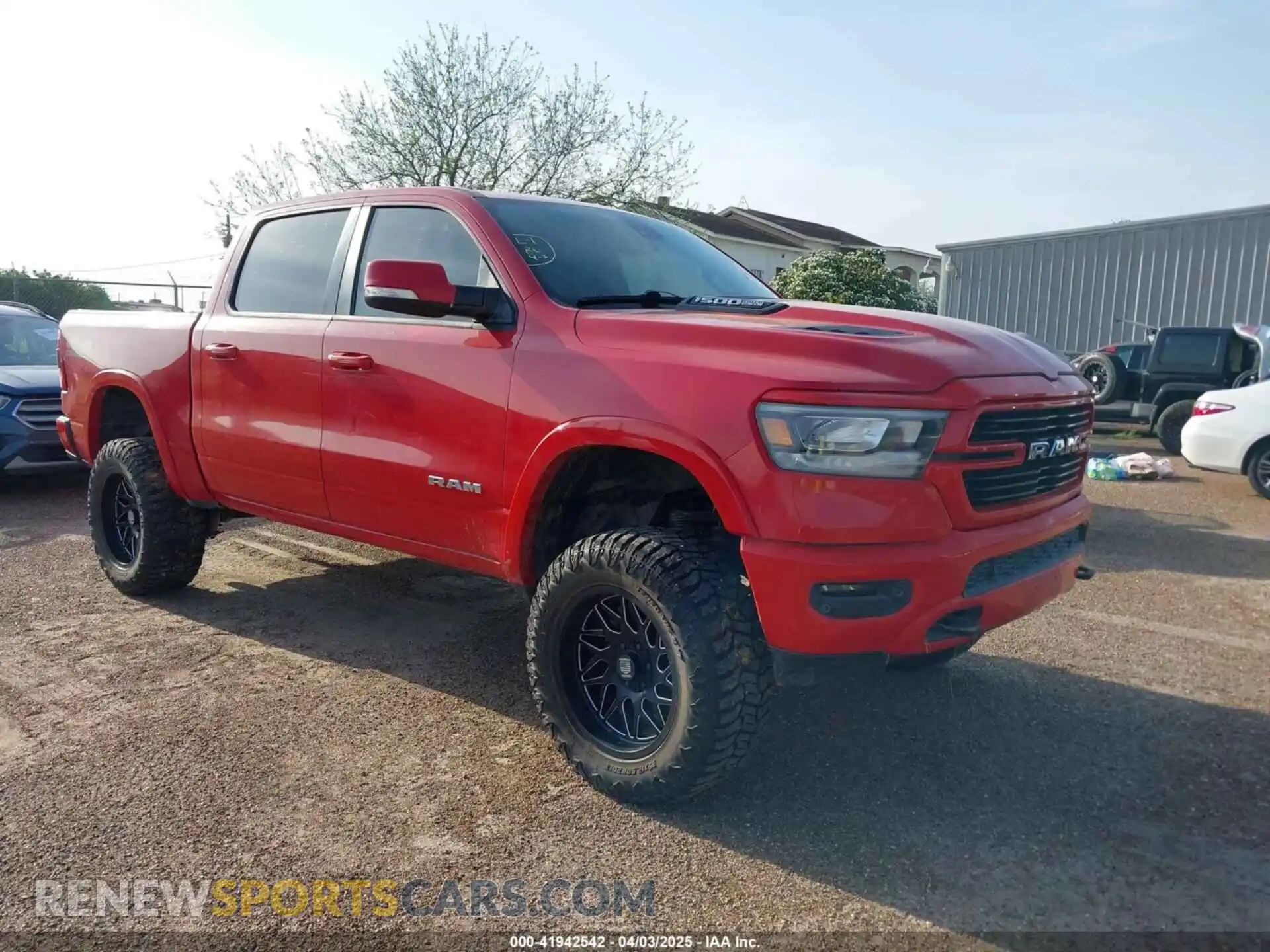 1 Photograph of a damaged car 1C6SRFJT7KN605883 RAM 1500 2019