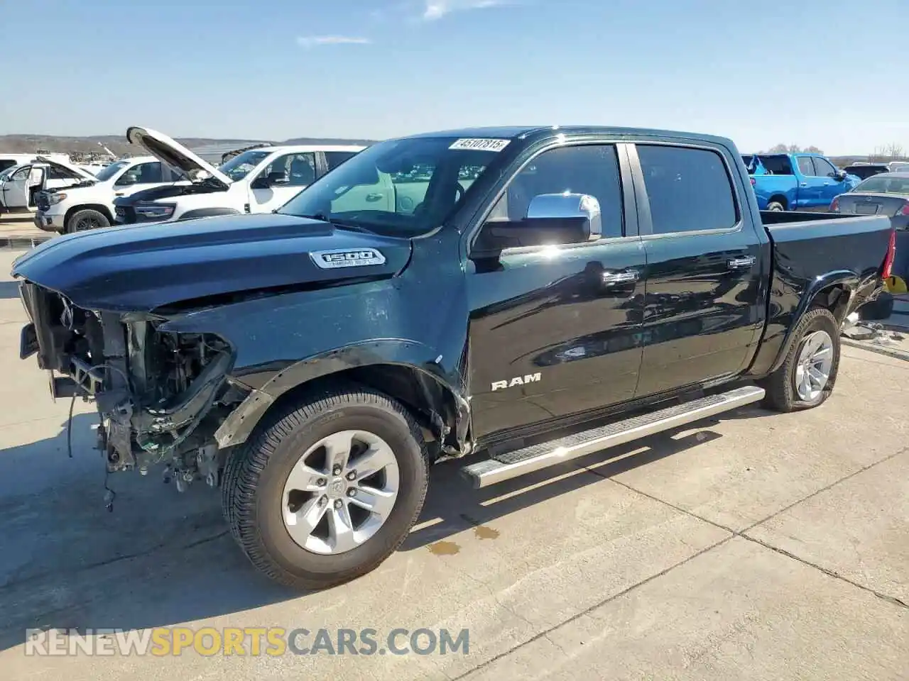1 Photograph of a damaged car 1C6SRFJT8KN525542 RAM 1500 2019